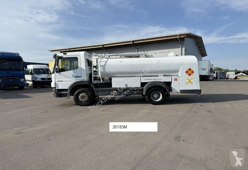 Camion Mercedes Wilheim Schwarzmüller 1529 8080 lt