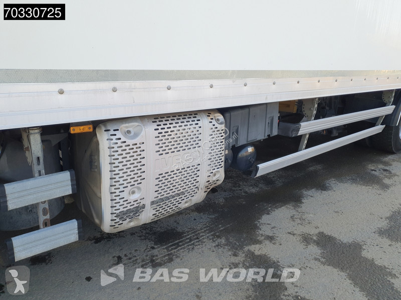 Lastbil Iveco 420 4X2 20t Tailgate Automatic...
