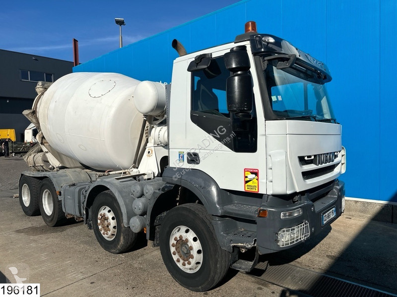 Béton Iveco 8x4, Baruval 9m3, Manual transmission