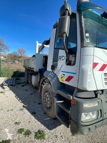 Iveco 190 S 31 truck