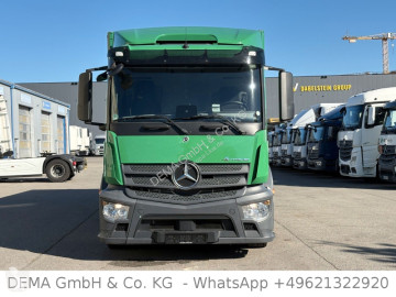 Camion plateau brasseur Mercedes
