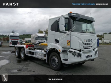 Camion polybenne Iveco