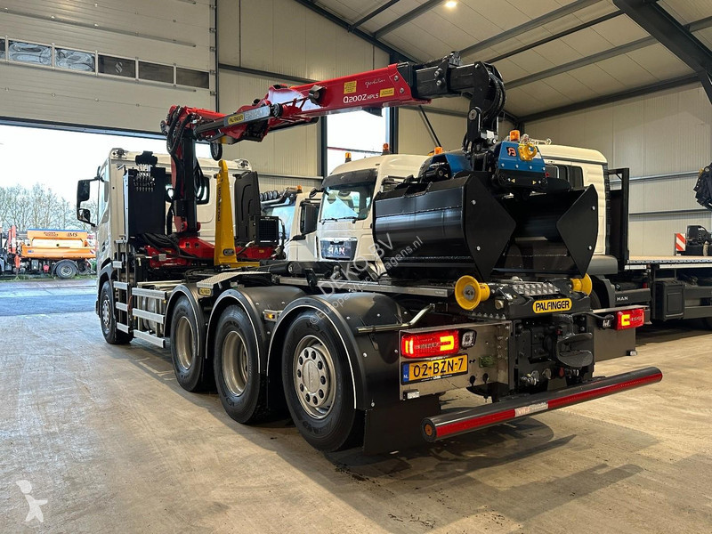 DAF 480 8x4 TRIPLE Palfinger Z crane/Remote...