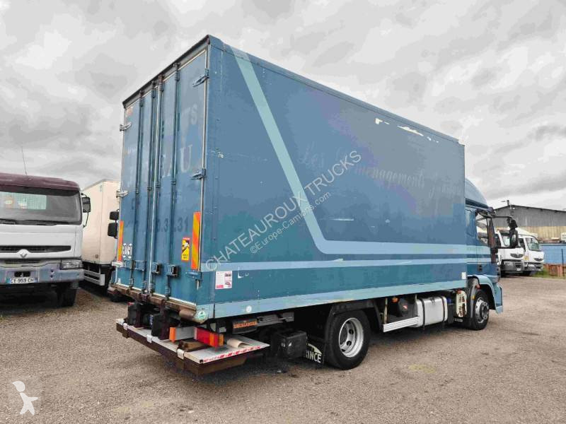 Iveco 120 E 25 FP tector truck