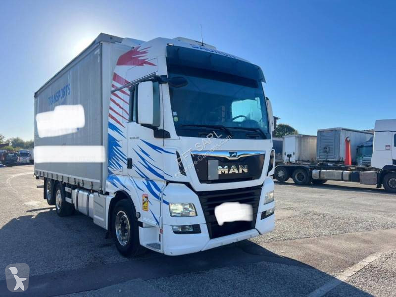MAN 26.470 truck