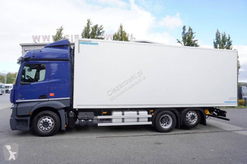 Kamion Mercedes 2546