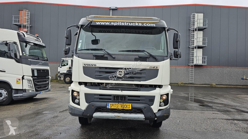 Volvo FM 370 Liebherr 9m3 truck