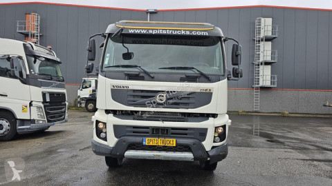 Camion béton toupie / Malaxeur Volvo