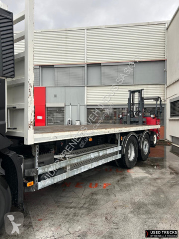 Renault flatbed truck
