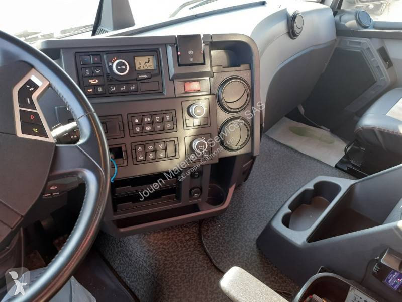 Renault 460 truck