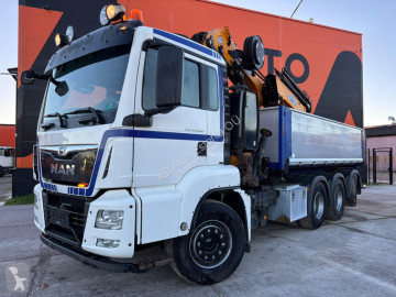 Camion benne MAN