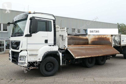 Camion benne MAN