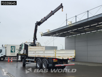 Camion grue Renault