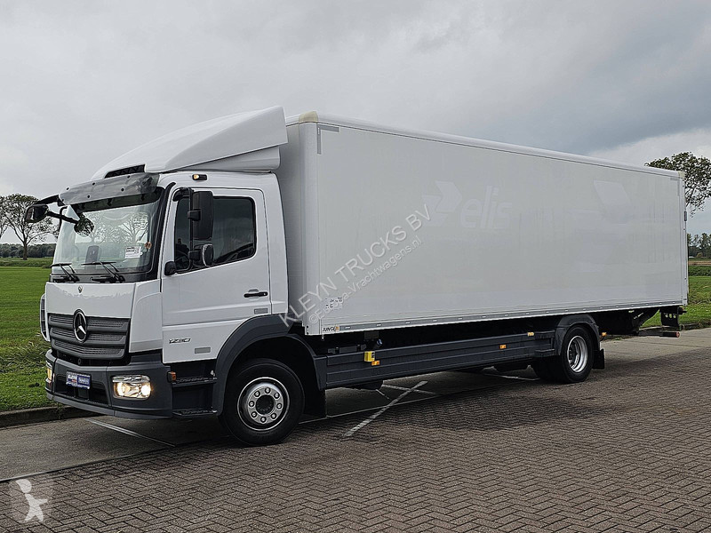 شاحنة Mercedes ATEGO 1230 AIRCO WB 536 LIFT