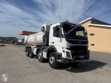 Camion benne Enrochement Volvo