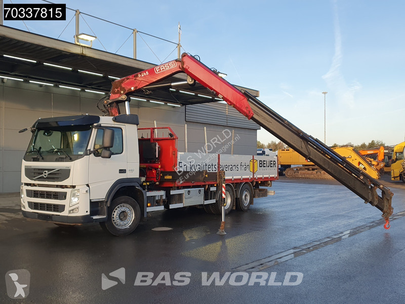 Lastbil Volvo 330 6X2 FASSI BF245A2.25 E...