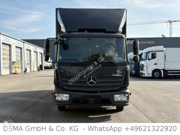 Camion fourgon Mercedes