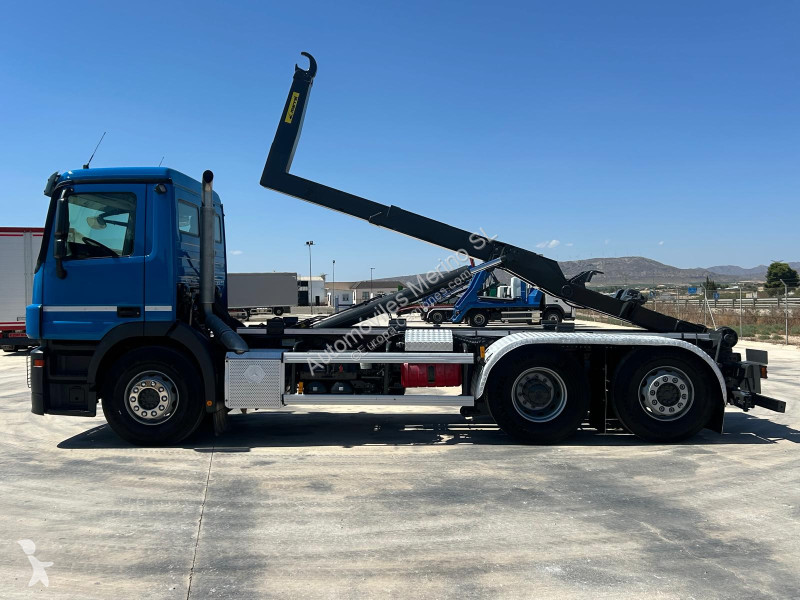 Mercedes ACTROS 2544 truck
