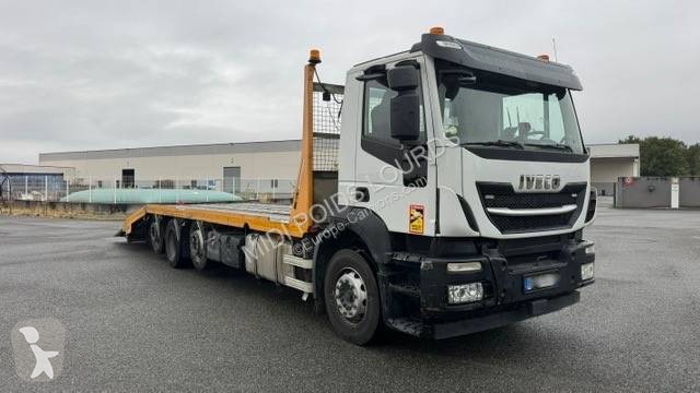 Превоз на строителна техника Iveco AD 320 S 42