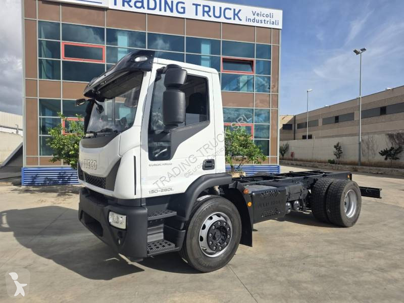 Lastbil Iveco 180 E 28
