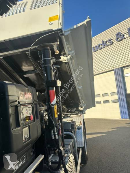 Iveco 190 S 36 truck