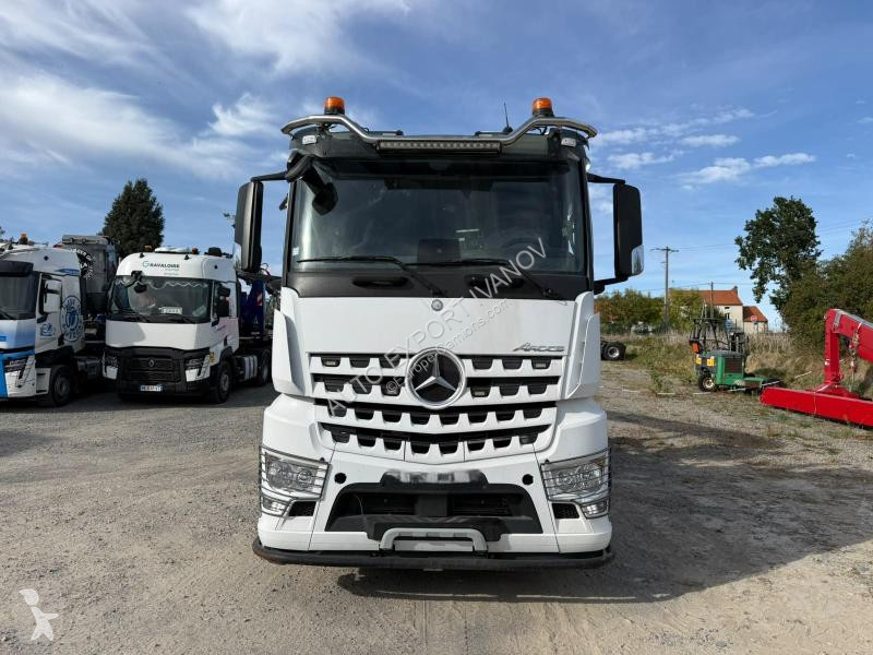 Kamion Mercedes  3358