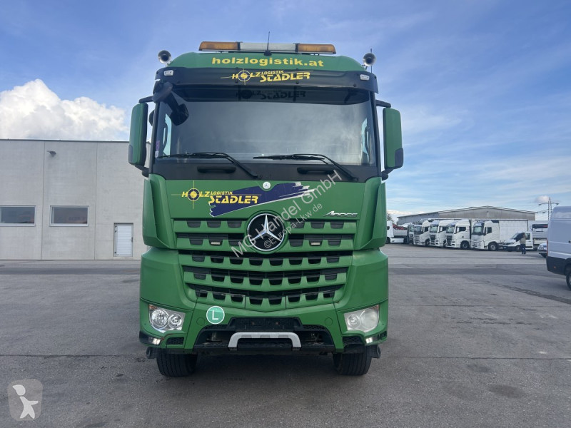 Kamion Mercedes Arocs 2858 6x4 BL Holztransport...