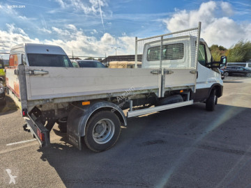 Camion plateau ridelles Iveco