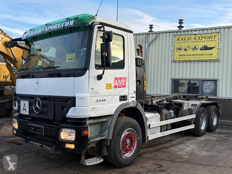 Kamion Mercedes 3344 Multilift - 6x4 - Big...