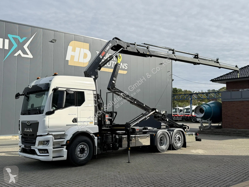 Camión MAN 26.520  26.520 LL 6x2 Hiab 228-4...