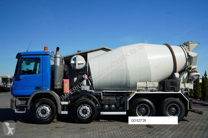 Béton Mercedes AROCS 3241