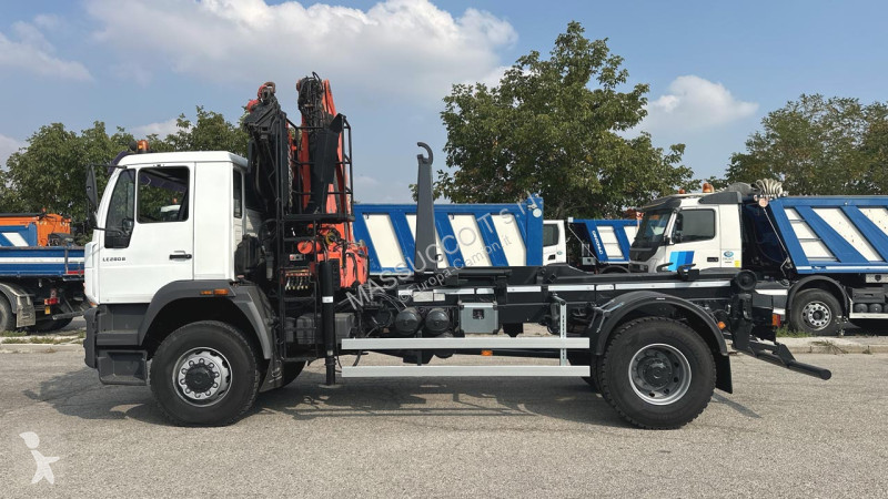 MAN LE280B 4x4 truck