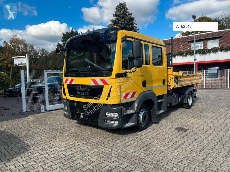 MAN 8.250 TGL truck