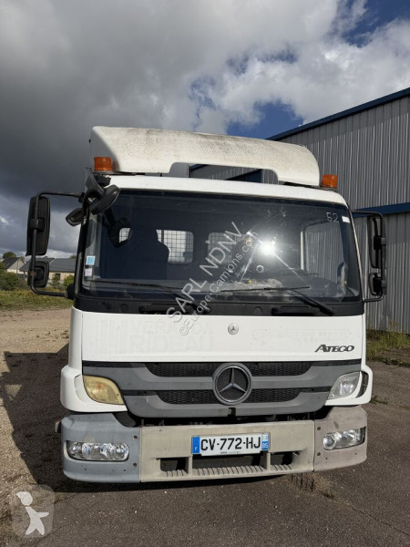 Mercedes 1222 truck