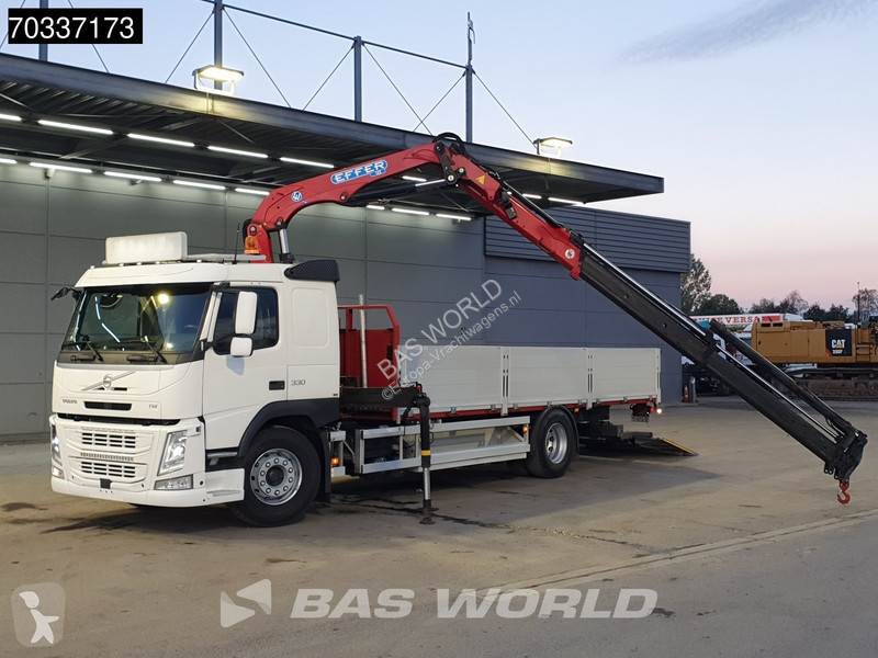Volvo 330  4X2 EFFER 125/4S Crane Kran 1500kg...