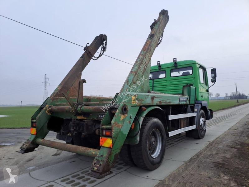 MAN  truck