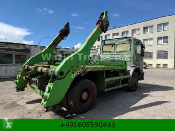 Mercedes skip truck