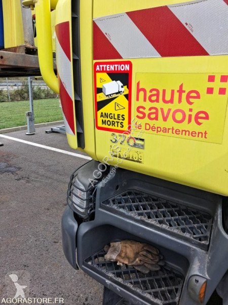 Renault KERAX truck