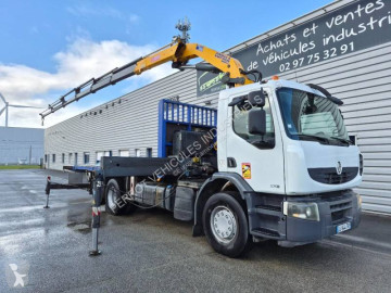 Renault crane truck