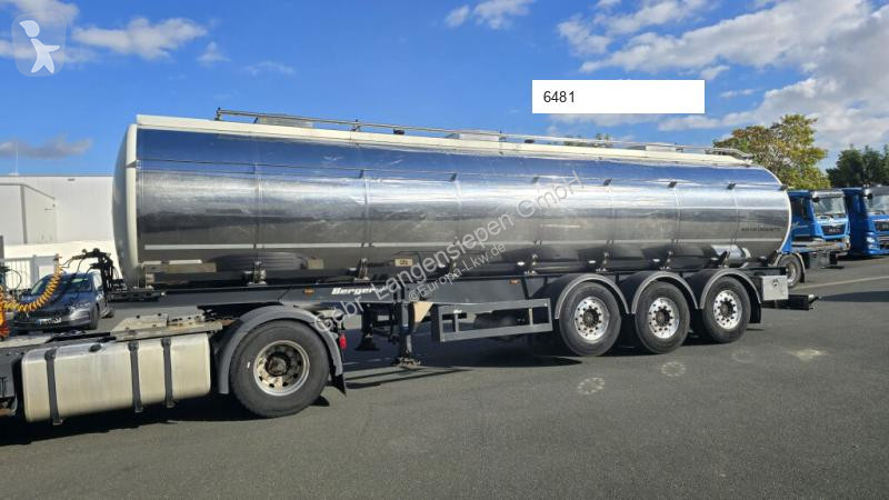 Edelstahltankauflieger (Nr. 6481) truck