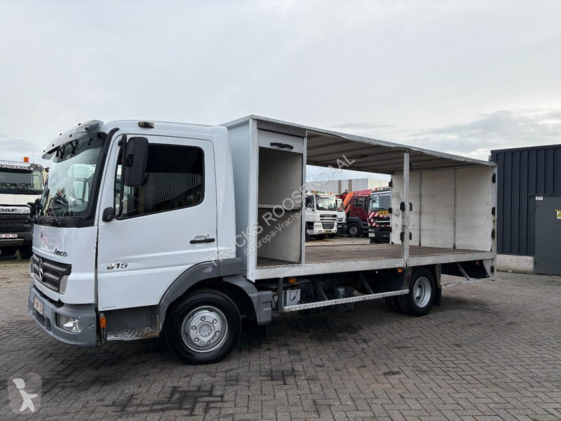 Vrachtwagen Mercedes 815 + MANUAL + spring
