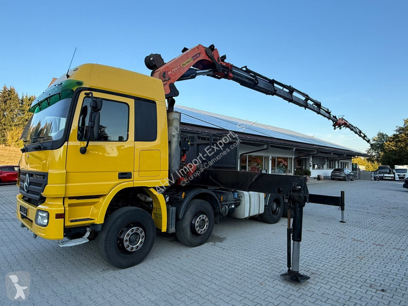 Mercedes 4146 truck