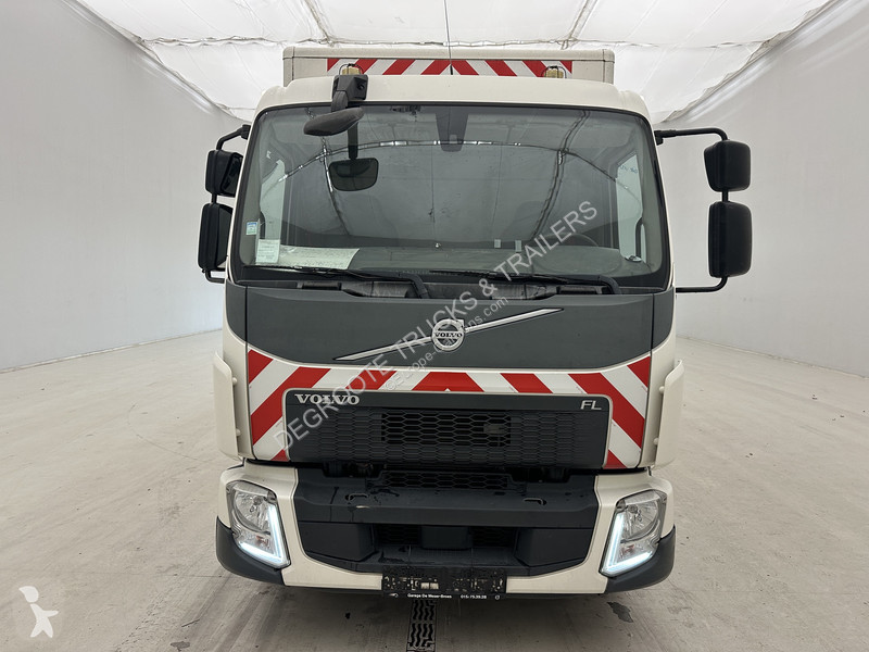 Volvo FL 240 truck