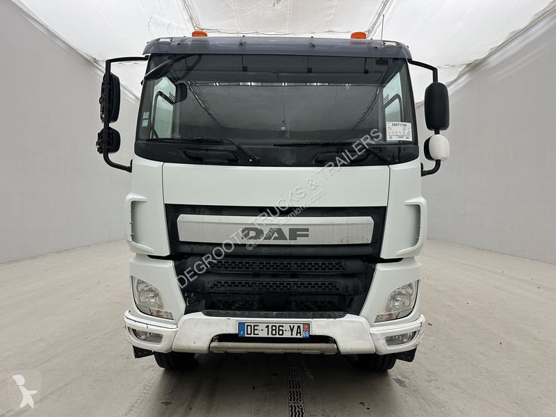 DAF 400 - 8x4 truck