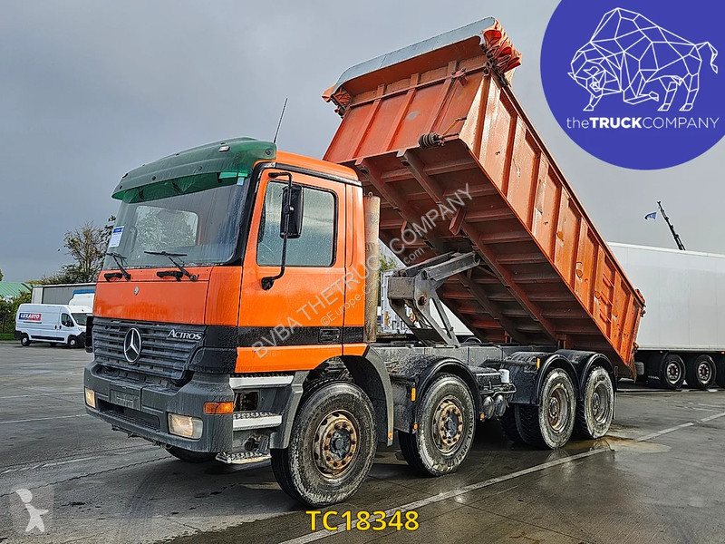 Mercedes 3235 truck
