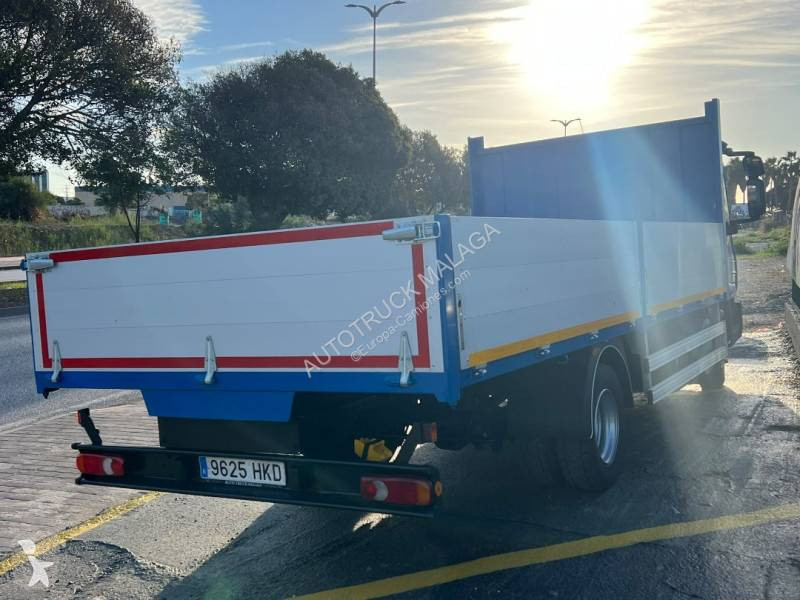 Lastbil Iveco 100 E 18