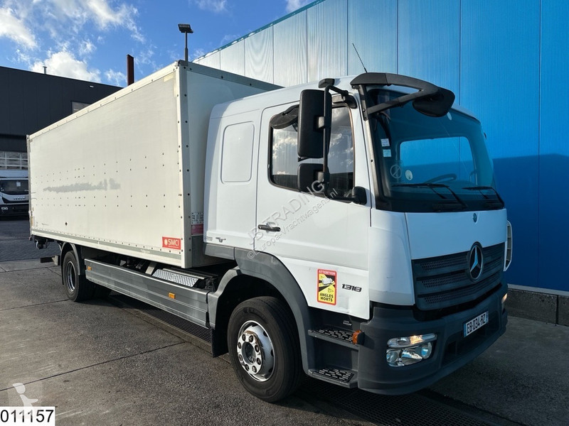 Vrachtwagen Mercedes 1317 EURO 6, Palfinger