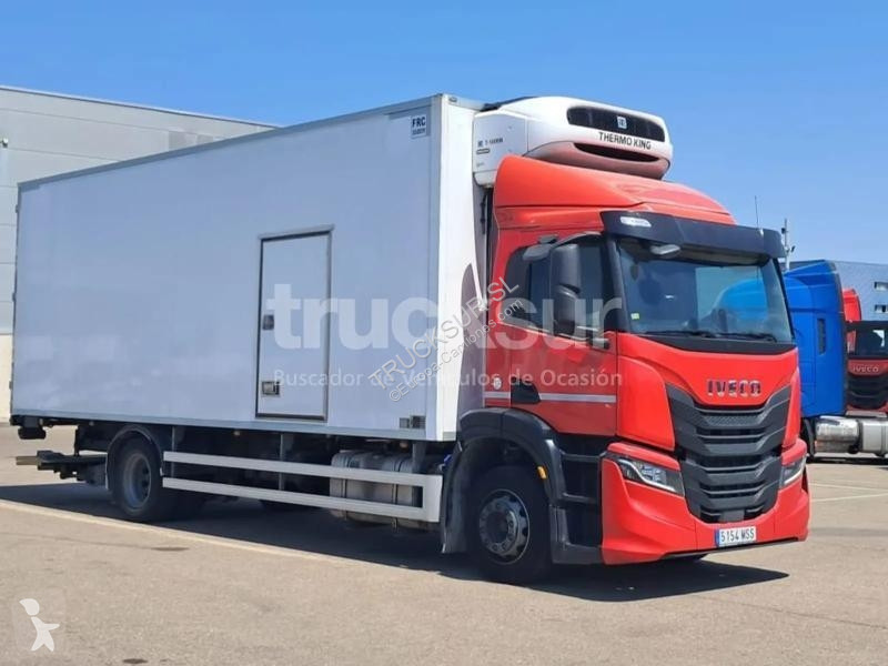Iveco AD190E34S/P + THERMOKING T1000R truck