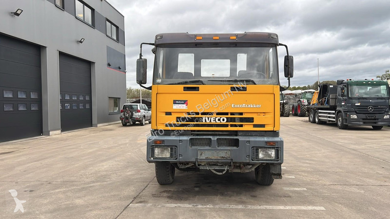 Kamion Iveco 260 E 30 (MANUAL PUMP / POMPE...