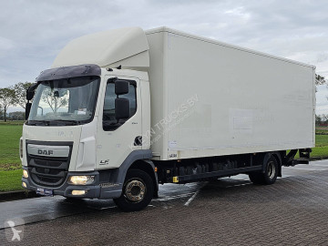 DAF box truck